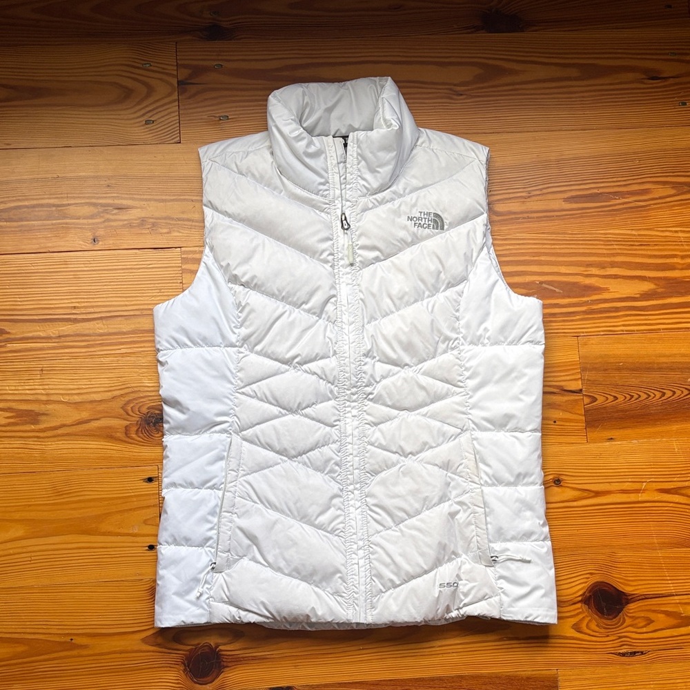 The North Face Women's Light Gray Quilted Vest